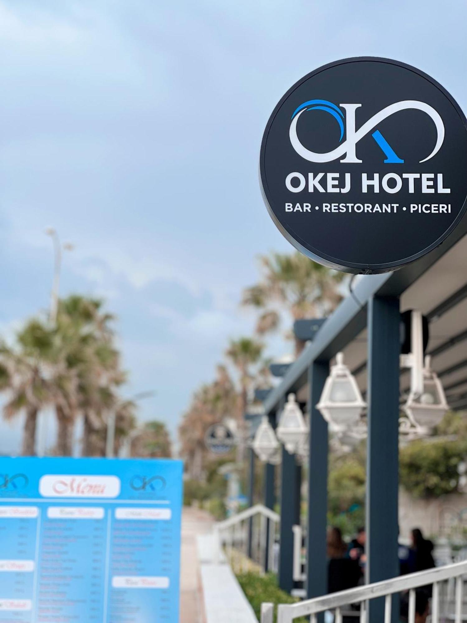 Okej Hotel Golem  Bagian luar foto